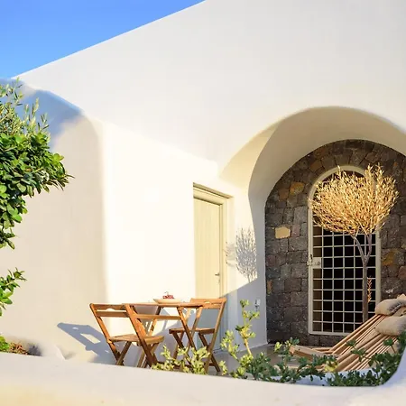 Treasures Art Apartment Oia (Santorini)