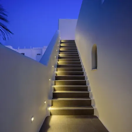 Treasures Art * Oia (Santorini)